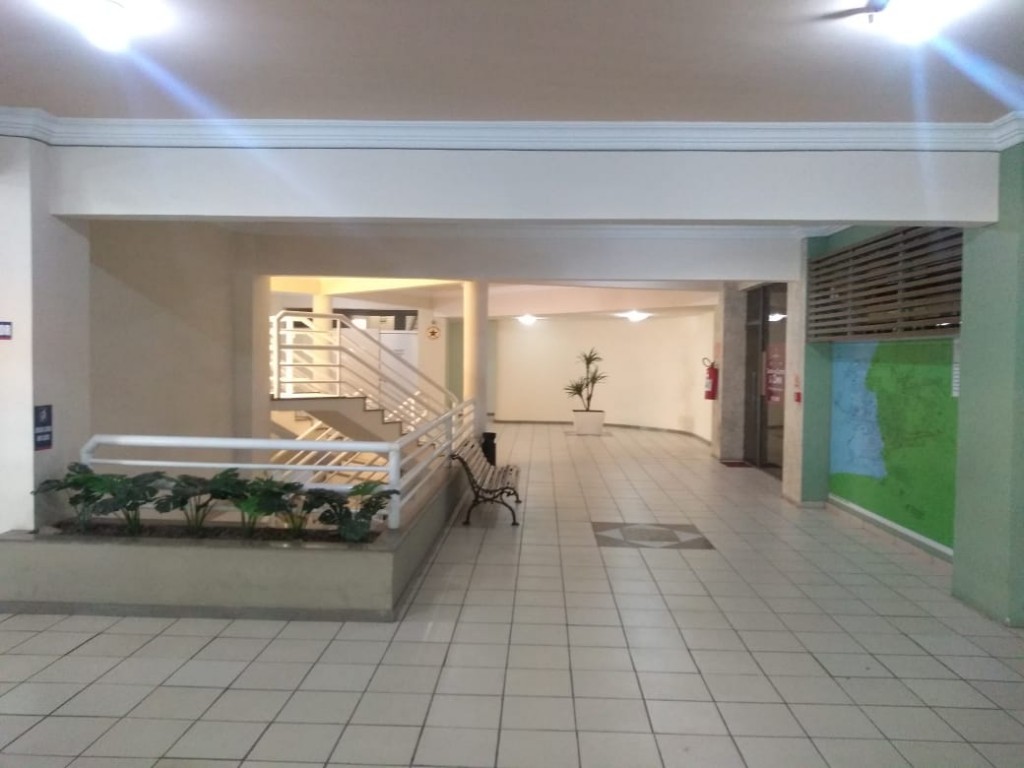 Escadaria Shopping